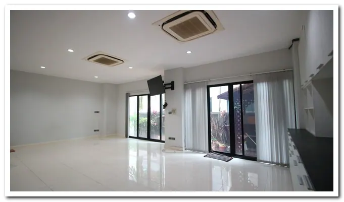 ขาย Luxury Home Office โครงการ The Ace Srinakarin 15 38.9 ล้านบาท