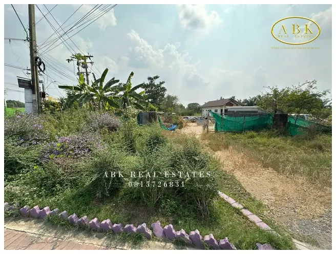 ขาย ที่ดินเปล่า พื้นที่ 2 ไร่ ราคาถูก ทำเลดีสุดๆ ติดถนนสุวินทวงศ์ ราคา 32 ล้านบาท