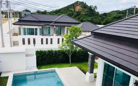 พูลวิลล่า หัวหิน แกรนด์ ฮิลล์ บ้านสวย สระส่วนตัว ใกล้สโมสร ราคาโดนใจ
