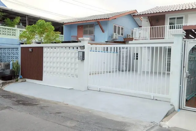 บ้านปิ่นเจริญ3 สรงประภา4 บ้านรีโนเวทใหม่ทั้งหลัง สวยพร้อมอยู่