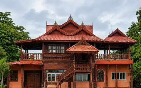 บ้านทรงไทยริมบึง 2 ไร่ วิวหลักล้าน โฉนดพร้อมโอน ที่ชัยภูมิ