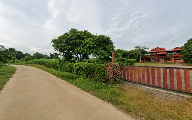 บ้านทรงไทยริมบึง 2 ไร่ วิวหลักล้าน โฉนดพร้อมโอน ที่ชัยภูมิ