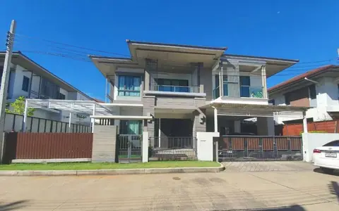 ขายด่วนมาก บ้านเศรษฐสิริ  ติดถนน ชัยพฤกษ์ แจ้งวัฒนะ พร้อมสระว่ายน้ำจากุชชี่  ลดราคาพิเศษสุด เหลือเพียง 10 ล้าน เท่านั้น