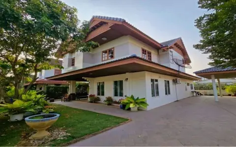 ขาย บ้านติดถนนพุทธมณฑลสาย 4 บ้านเดี่ยว 124  ตรว. ม.บ้านมณฑลทิพย์  หน้าติดถนน หลังติดน้ำ ใกล้มหิดลศาลายา เซ็นทรัลปิ่นเกล้า พุทธมณฑล