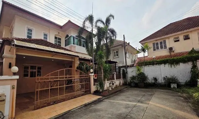 ขาย บ้านเดี่ยว หลังมุม รติรมย์เพลส สวนผัก 32 (Ratirom Place Ratchaphruek-Suanpak32) ทำเลดีมาก