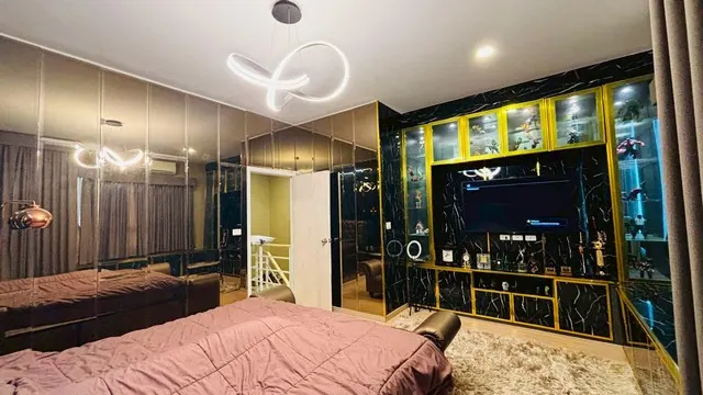 บ้านเดี่ยว 3 ชั้น เจแกรนด์ สาทร-กัลปพฤกษ์ พื้นที่ 18.5 ตร.ว  ราคา 6,000,000 บาท