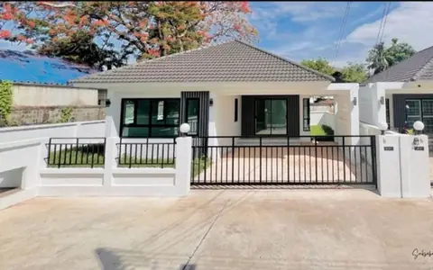 บ้านเดี่ยว 1 ชั้น พร้อมที่ดิน  พื้นที่ใช้สอย 105 ตร.ม. เพียง 2.4 ล้าน ต.จอหอ จ.นครราชสีมา