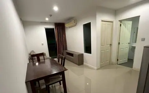 ให้เช่าคอนโด เดอะ ซีรี่ส์ อุดมสุข ห้องมุม วิวสระว่ายน้ำ พร้อม เฟอร์นิเจอร์