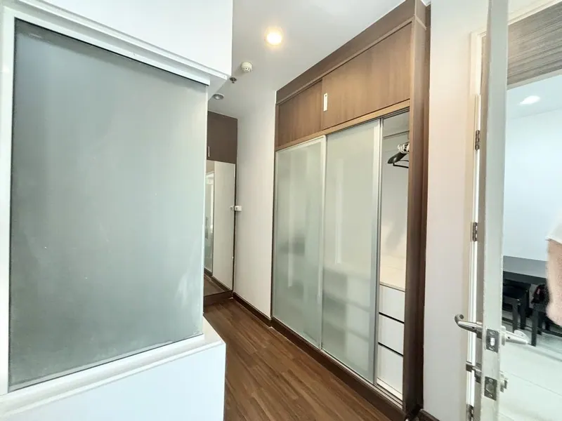 For Rent Supalai Premier Asoke 1bed 1bath size 50 sqm 24th Floor Fully Furnished and closed to MRT Petchburi
