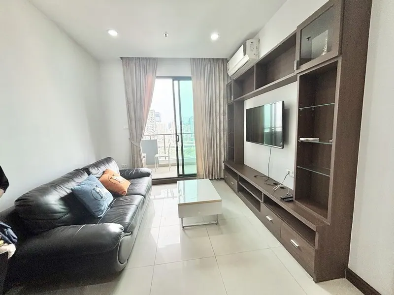 For Rent Supalai Premier Asoke 1bed 1bath size 50 sqm 24th Floor Fully Furnished and closed to MRT Petchburi