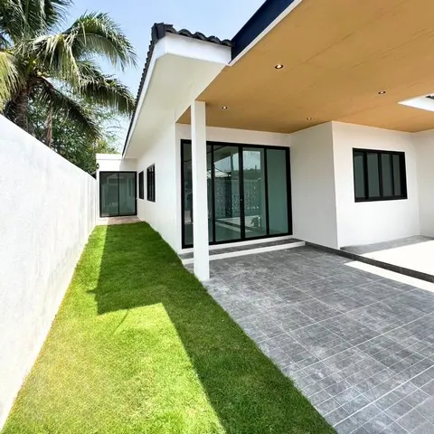 หมู่บ้านเติมฝันภูเก็ต ทาวน์โฮมรีโนเวทใหม่หลังมุม 29.7วา 3ห้องนอน 1ห้องน้ำ ใกล้โรบินสันถลาง