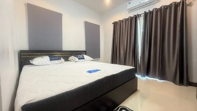 หมู่บ้านรุ่งระวีภูเก็ต บ้านแฝดสภาพเดิม 43วา 2ห้องนอน 1ห้องน้ำ ใกล้สนามบินภูเก็ต