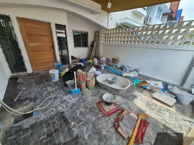 หมู่บ้านเนตรทิพย์ภูเก็ต ทาวน์โฮมรีโนเวทใหม่ 20วา 2ห้องนอน 2ห้องน้ำ ใกล้วงเวียนเมืองทอง