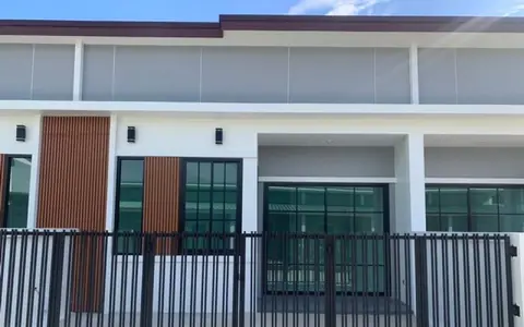 ทาวน์โฮมสร้างใหม่ภูเก็ต 20วา 2ห้องนอน 2ห้องน้ำ ใกล้โลตัสถลาง