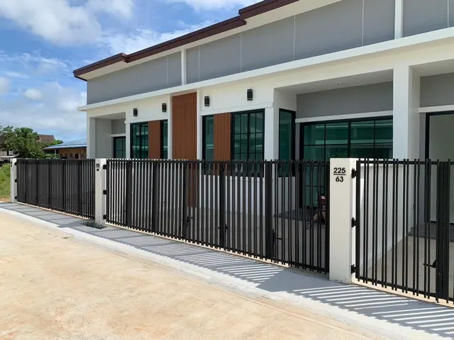 ทาวน์โฮมสร้างใหม่ภูเก็ต 20วา 2ห้องนอน 2ห้องน้ำ ใกล้โลตัสถลาง