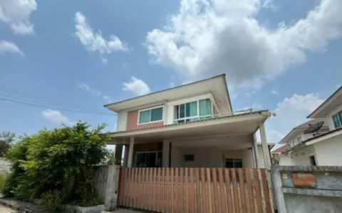 ขายด่วน ถูกมาก บ้านเดี่ยว 2 ชั้น หมู่บ้าน เพอร์เฟค พาร์ค สุวรรณภูมิ เฟส 2 ที่ดินขนาด 51.70 ตร.วา ทำเลดี ใกล้สนามบินสุวรรณภูมิ