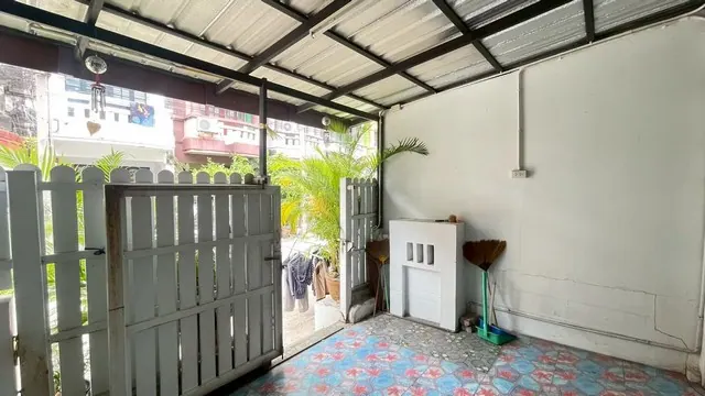 หมู่บ้านบุศรินทร์ สาย 4 ซอยกระทุ่มล้ม 6 ถนนสามพราน สามพราน นครปฐม