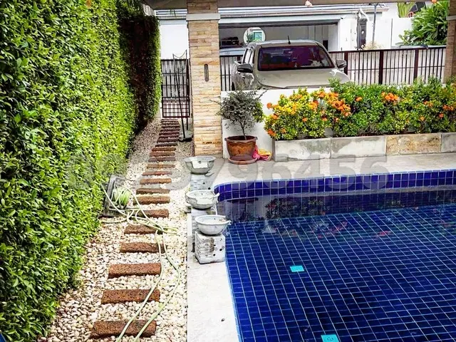 ขายบ้านเดี่ยว 2 ชั้น บ้านหรู 5 นอน  213 ตรว. พร้อมสระน้ำ ม. SP Village5   #พัทยากลาง