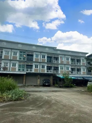 ขายอาคารพาณิชย์ 3 ชั้น 22 ตรว. ม.สวนสนนคร บ้านบึง ชลบุรี