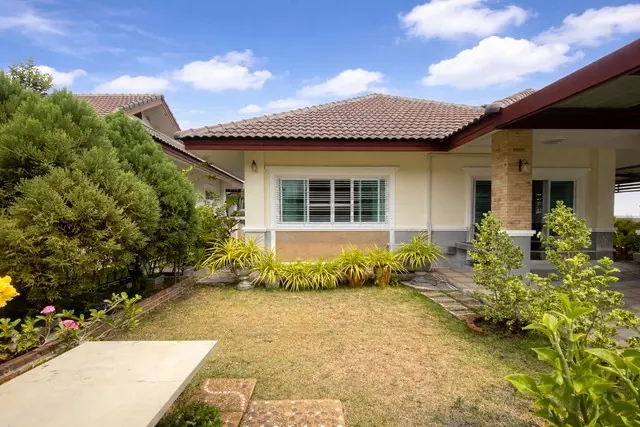 ขายบ้านในโครงการเงียบสงบใกล้ถนนหลวง เส้นสันกำแพงสายใหม่ บ้านสภาพใหม่พร้อมเฟอร์