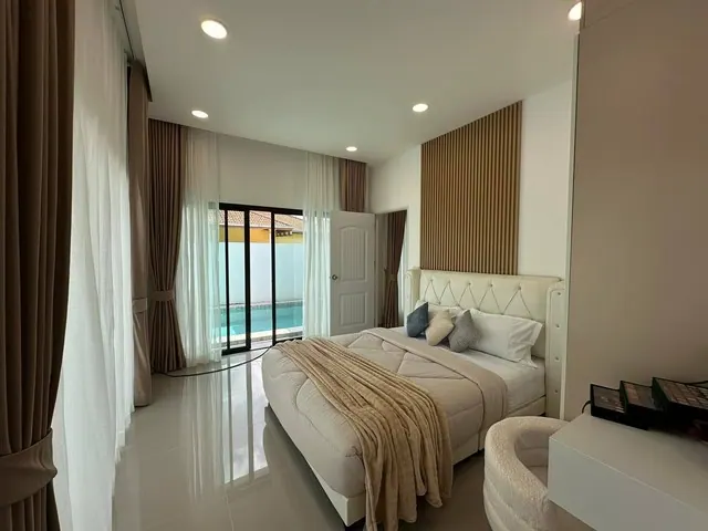 ขายพูลวิลล่าบางละมุงชลบุรี Pool Villa พร้อมอยู่ ทำเลดี หมู่บ้านเอกมงคล4/1 ซอยเขาตาโล พัทยาใต้ บ้านเดี่ยวพูลวิลล่า บนพื้นที่ 64 ตารางวา