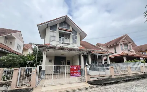 บ้านเดี่ยว วรารักษ์ รังสิต-คลอง 3  ซอย 1 ถนนเลียบคลองสาม ตำบลคลองสาม อำเภอคลองหลวง จังหวัดปทุมธานี