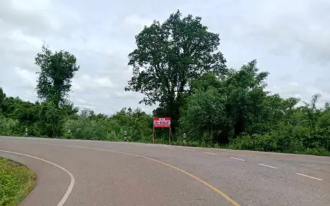 Riverside land for sale in Kham Ta Kla, Sakon Nakhon, 102 rai 1 ngan 63.5 sq.wah, THB 9.5 million