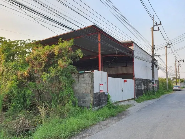 ขายที่ดินพร้อมโกดัง 101 ตร.ว. ซอยเทียนทะเล 20  แสมดำ 084 9924497