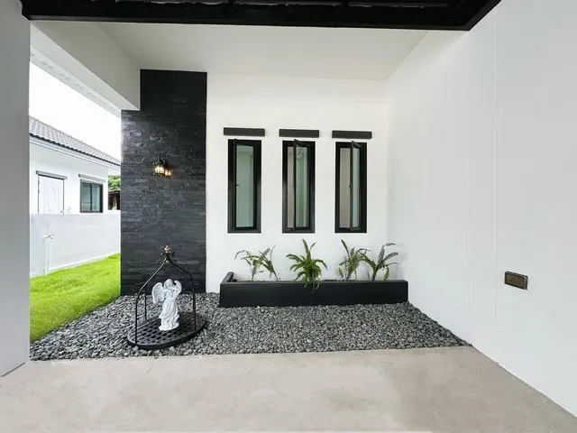 ขายบ้านเดี่ยวติดซุปเปอร์เชียงใหม่-ลำปาง 130 เมตร 3 ห้องนอน  50ตรว