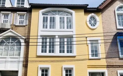 ขาย ทาวน์เฮ้าส์ 4 ชั้น เย็นอากาศเรสซิเด้นท์ ถนนเย็นอากาศ เนื้อที่ 40.6 ตร.ว. ใกล้ MRT ลุมพินี, ทางด่วน, The One Bangkok, Market Pl