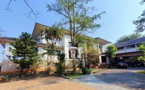 ขาย ขายบ้านหลังใหญ่ บรรยากาศเงียบสงบ มีความเป็นส่วนตัวใน โครงการเลควูด บางนา ใกล้สนามกอล์ฟ เลควูด, สนามบินสุวรรณภูมิ, มหาวิทยาลัยห