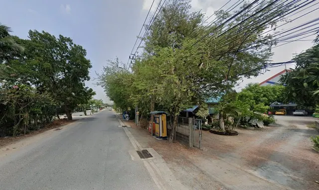 พื้นที่ดิน - ขนาด = 1 ไร่ 2 NGAN 41 ตาราง-วา  18000000 บาท ราคาดี ติดถนน ทำธุรกิจได้