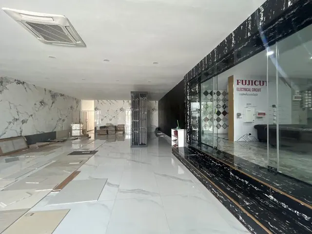 ขายด่วน! โกดัง โรงงาน ออฟฟิศ พร้อมที่พักอาศัย ทำเลศักยภาพ บางเสาธง สมุทรปราการ
