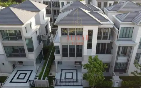 RH091125 ให้เช่า Luxury Duplex Home 3ชั้น 4ห้องนอน THE SONNE ศรีนครินทร์-บางนา
