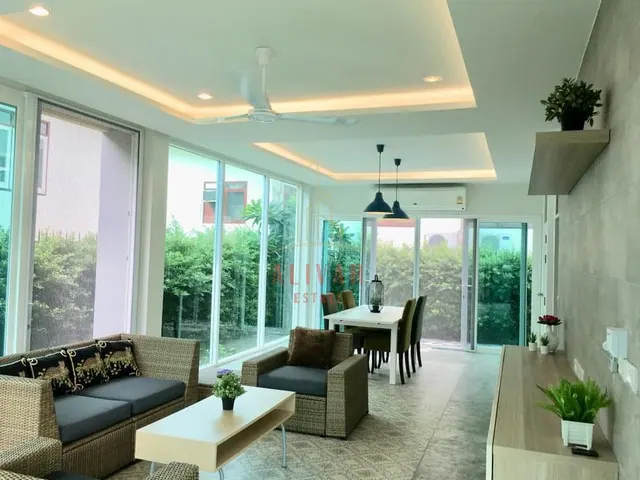 RH100125 ให้เช่า บ้านเดี่ยว 3 ชั้น 4 ห้องนอน ใกล้ MRT สุทธิสาร