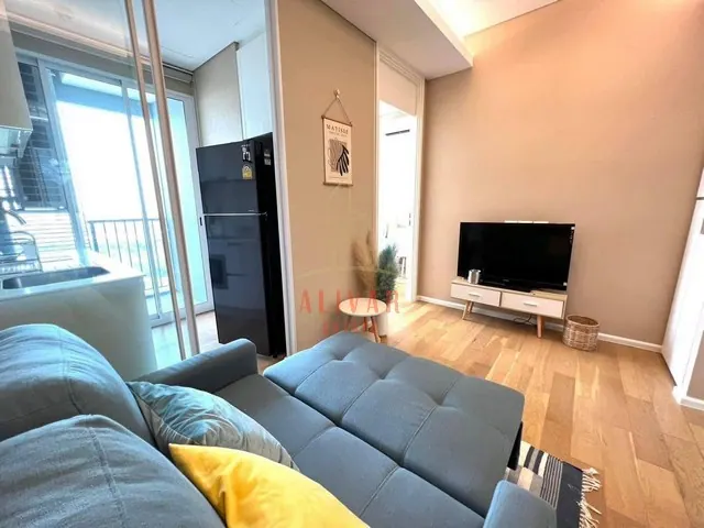 RC101125 Condo for rent at The Saint Residences near Lat Phrao Intersection and MRT Phahon Yothin