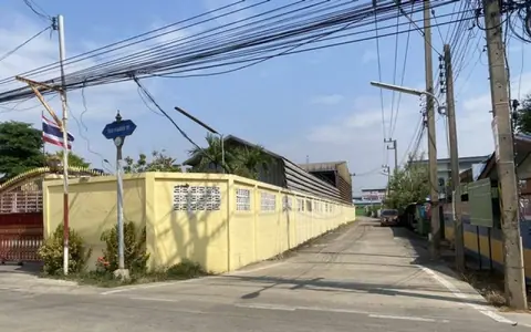 ขายโรงงานผังสีม่วง นวลทอง31..โรงงานผังสีม่วงสวนหลวง กระทุ่มแบน