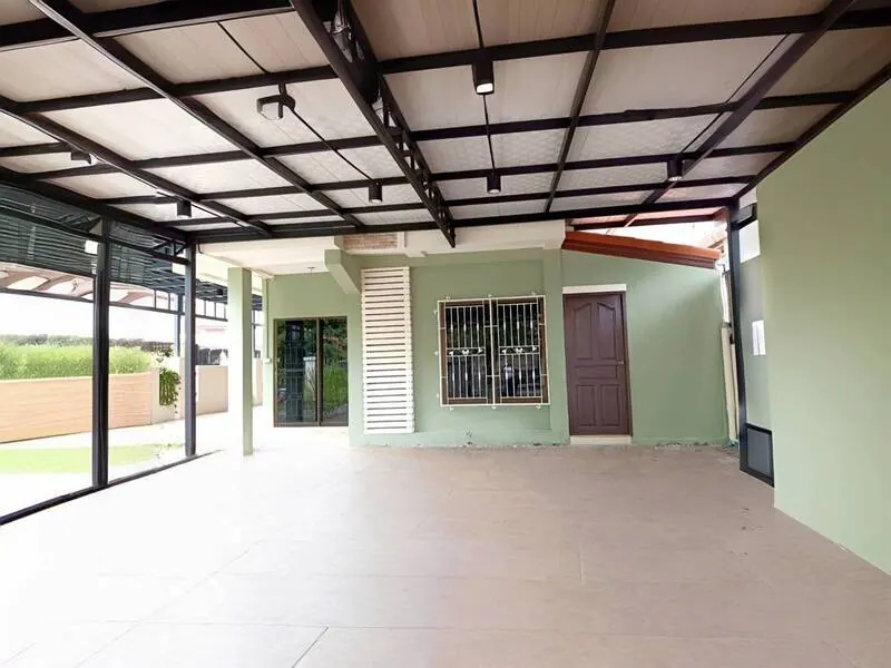 ให้เช่าบ้านเดี่ยว 2 ชั้น รีโนเวทใหม่ทั้งหลัง หมู่บ้านรัตนากรวิลเลจ11ซอยโรงโป๊ะ ต.ตะเคียนเตี้ย อ.บางละมุง จ.ชลบุรี