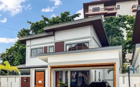 บ้านพูลวิลล่า – ใจกลางเมืองพัทยา ฝั่งทะเล ราคาขาย: 23,900,000 บาท4 ห้องนอน 5 ห้องน้ำ