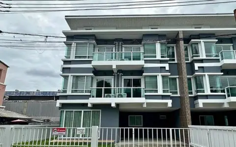 HR2872ให้เช่าโฮมออฟฟิศ 3 ชั้น หลังมุม ซอยศรีนครินทร์ 36 เดินทางสะดวกใกล้ MRT ศรีนครินทร์ 38