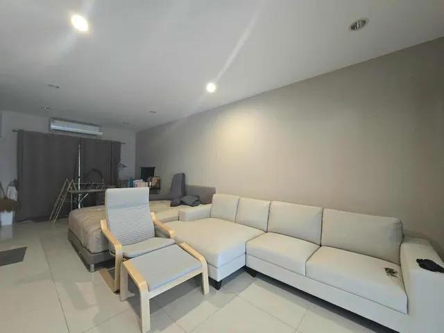 ขายทาวน์โฮม 3 ชั้น พฤกษา พรีเว่ ฟิเดลิโอ้ 	3 นอน 3 น้ำ ต่อเติมครัว หลังคาจอดรถ
