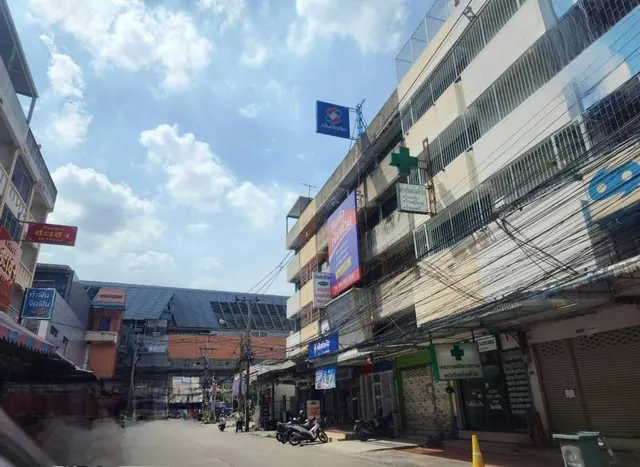 ขายที่ดินแปลงสี่เหลี่ยมสวย ทำเลเยี่ยม ปากซอยรถไฟฟ้าส้ม รามคำแหง 166 แยก 16