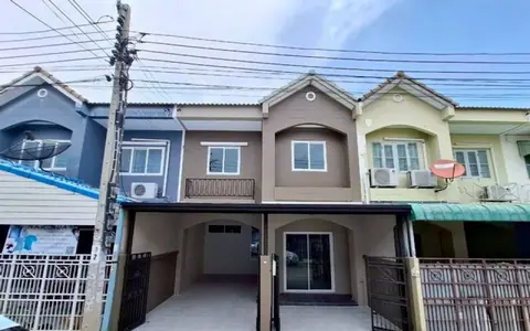 ทาวน์เฮ้าส์2ชั้น หมู่บ้านบัวทองธานี บางบัวทอง นนทบุรี เนื้อที่ 21ตรว.ราคา1.99ล้านเท่านั้น