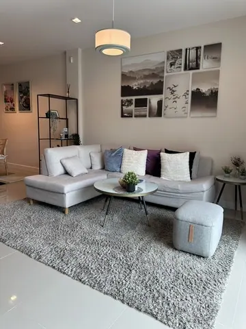 ขายทาวน์โฮม 3 ชั้น สไตล์โมเดิร์น – ซอยสตรีวิท 29 ราคาพิเศษ เริ่มต้นเพียง 6,990,000 บาท