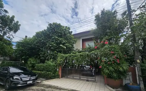 บ้านเดี่ยวหลังมุมตกแต่งสวยมาก สไตล์ คาเฟ่ คลาสสิกวินเทจ โครงการ : รสา พาร์คเลน วัชรพล