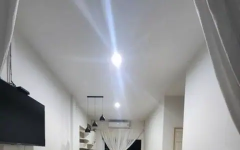 หมู่บ้านราชพฤกษ์ ห้องริม – สุราษฎร์ธานี 2 ห้องนอน ห้องน้ำในห้องนอน 1 ห้อง จอดรถยนต์ได้ 1 คัน