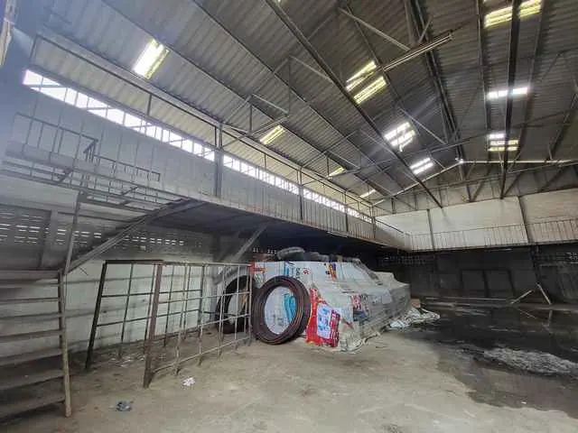 ขายโกดัง ถนนเพชรเกษม สามพราน ท่าข้าม พื้นที่ใช้สอยรวมกว่า 540 ตร.ม. ทำเลใกล้เพชรเกษม ราคา 4.9 ลบ.