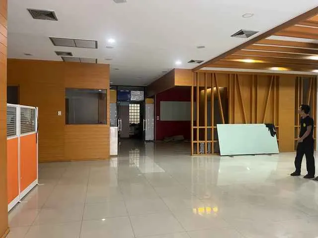 ขายอาคารพาณิชย์ ถนนรัชดาภิเษก สามเสนนอก ห้วยขวาง กรุงเทพฯ ขนาดที่ดิน 60 ตร.ว. ใกล้ MRT รัชดาภิเษก เหมาะทำสำนักงาน ราคา 60,000,000 บาท