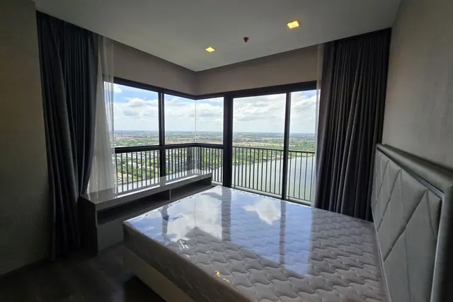 ใครหาคอนโดหรู วิวแม่น้ำ 180° ติด MRT ยกมือขึ้น ห้องมุม 60ตร.ม. สภาพใหม่ 100%