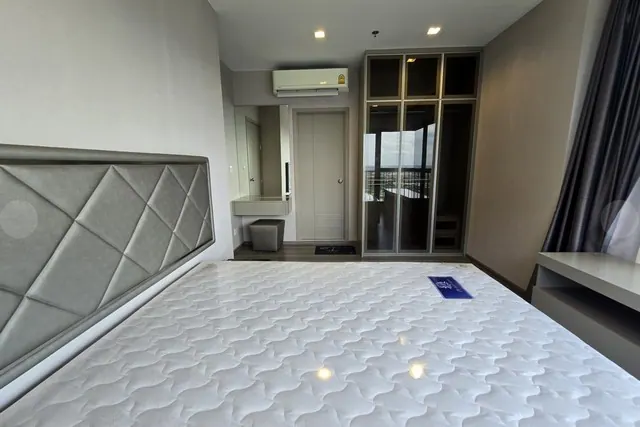 ใครหาคอนโดหรู วิวแม่น้ำ 180° ติด MRT ยกมือขึ้น ห้องมุม 60ตร.ม. สภาพใหม่ 100%